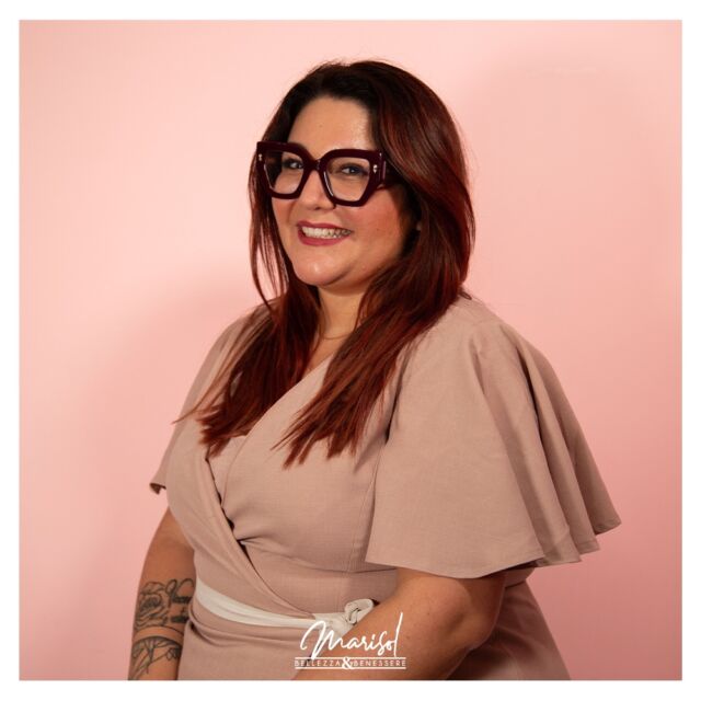 Dolcezza, professionalità e competenza: Marisol 🌸

La mente e il cuore che c’è dietro tutto quello che facciamo, sempre pronta a soddisfare ogni tua richiesta con professionalità, coccolandoti e offrendoti un’esperienza di bellezza e benessere UNICA. 🧖‍♀️

📞 06 88938082 | 3421297139

📍Via strada vicinale dei vignali 24, Anguillara Sabazia